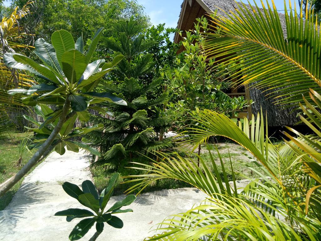 Rose Bungalow Pemenang Exterior foto