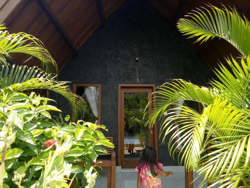 Rose Bungalow Pemenang Exterior foto
