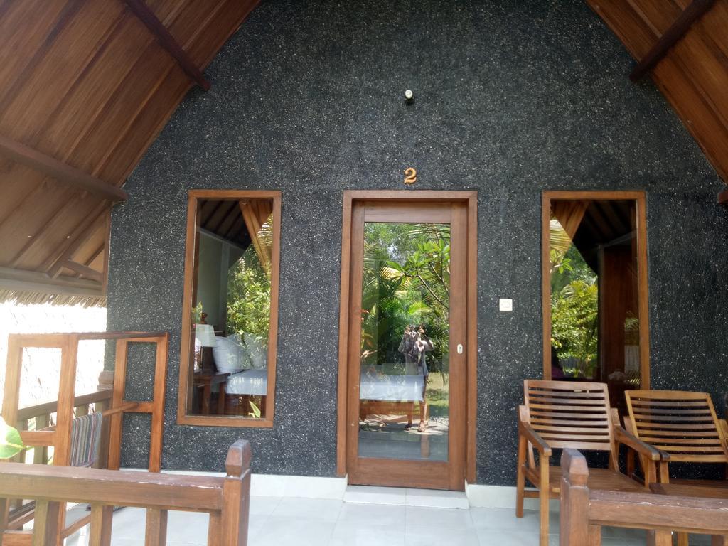 Rose Bungalow Pemenang Exterior foto